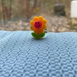 Handmade sunflower ring! 🌻